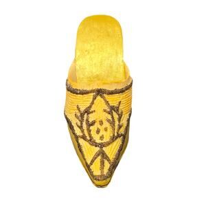 Wooden Moroccan Mini Closed Toe High Heel Shoe Home Decor Figure Collectible